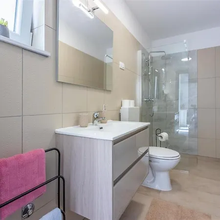 Tersaz Villa Trget